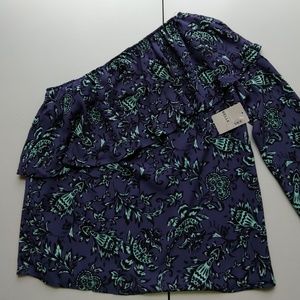 Belle & Sky One Sleeve Blouse!!!